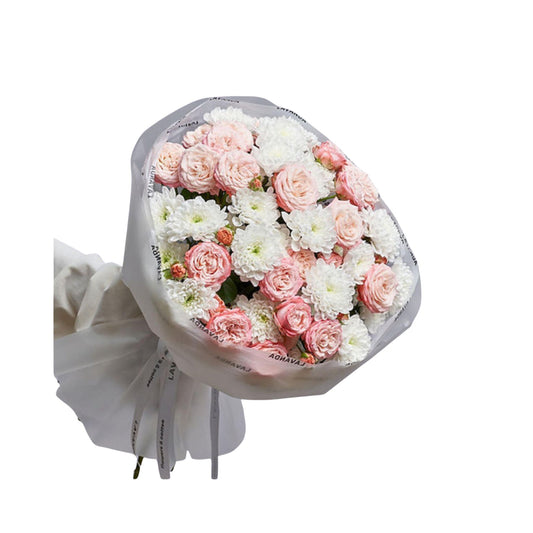 White & Pink Mix: Dual-Tone Rose & Asian Snack Gift Box